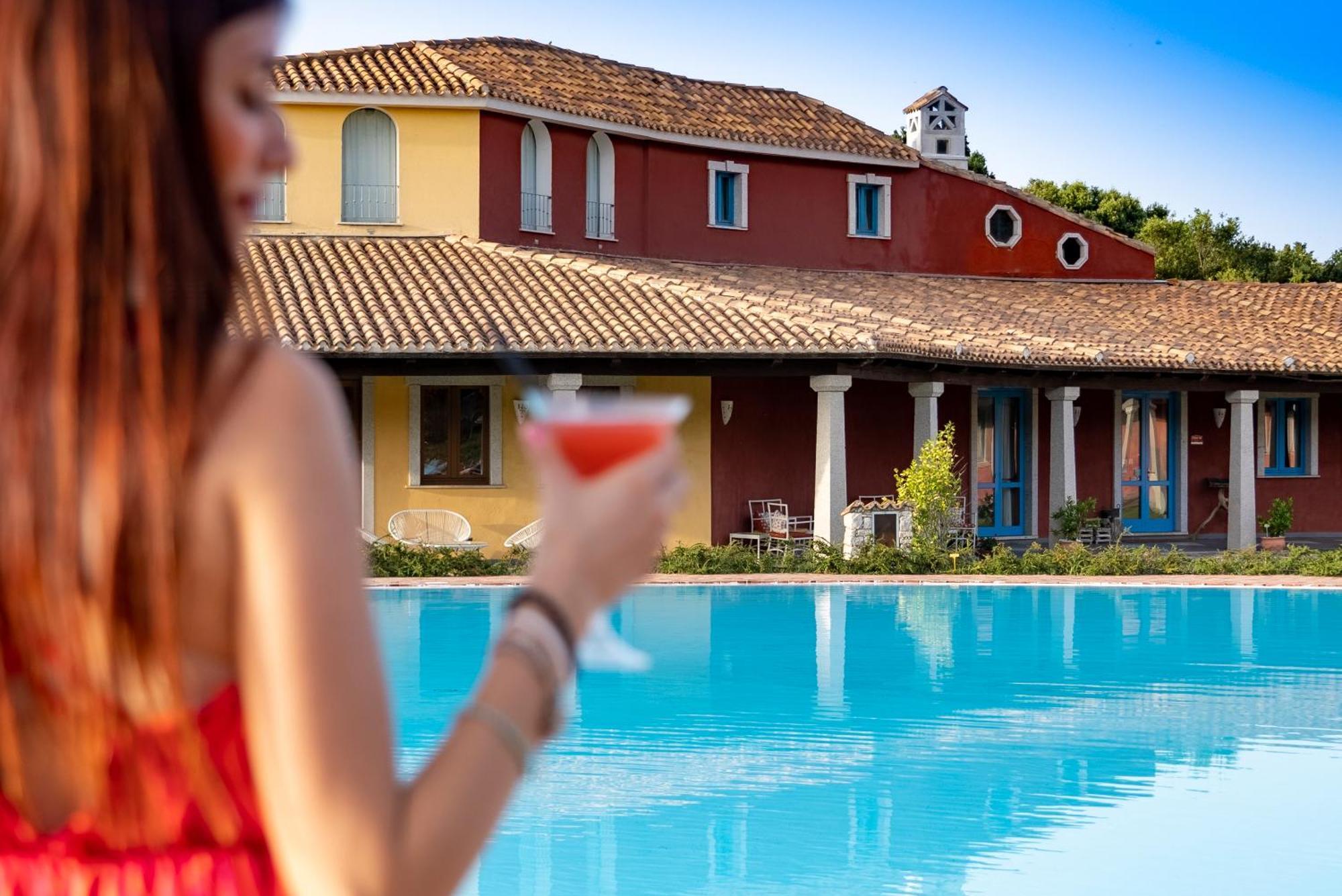 Eco Hotel Orlando Sardegna Villagrande Strisaili Extérieur photo