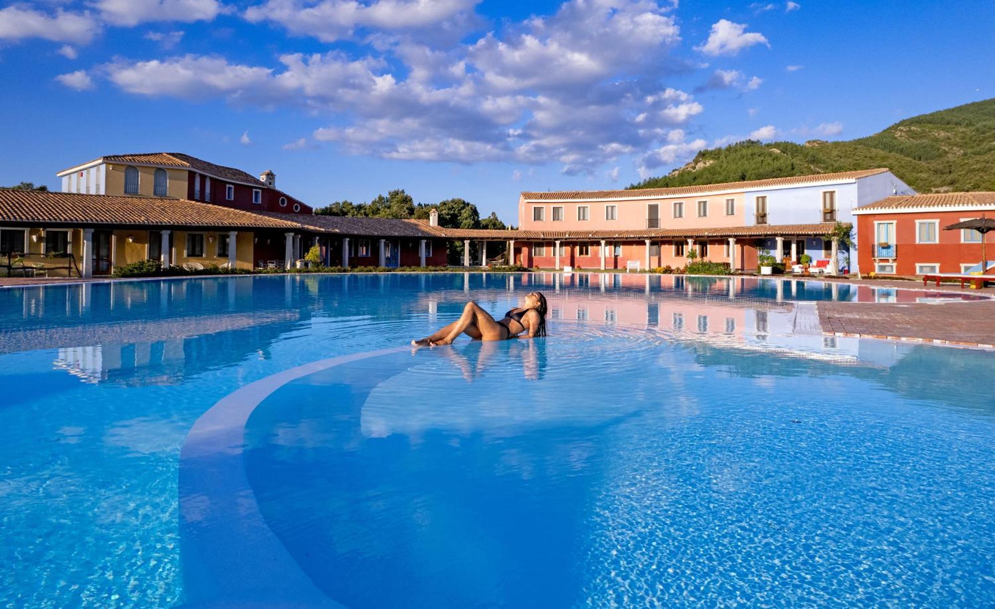 Eco Hotel Orlando Sardegna Villagrande Strisaili Extérieur photo