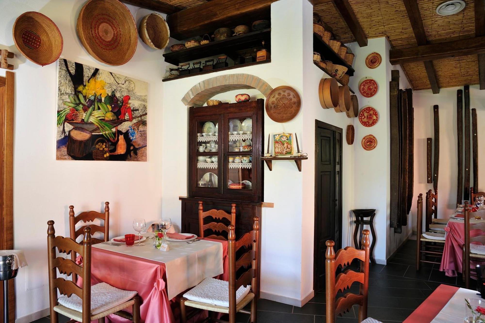 Eco Hotel Orlando Sardegna Villagrande Strisaili Extérieur photo